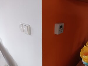 Kapcsoló és termosztát